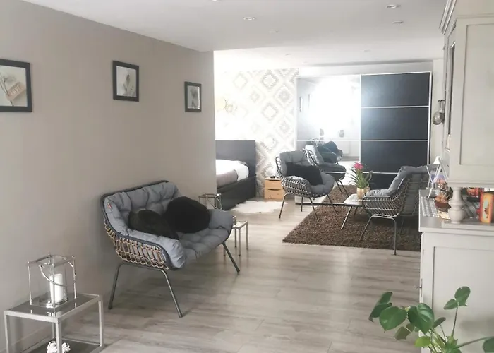 Au Vieux Chene Apartmán Folkling